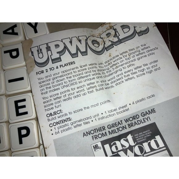 Upwards Board Game 3-D Word Strategy 1983 Milton Bradley Complete - Picture 7 of 10